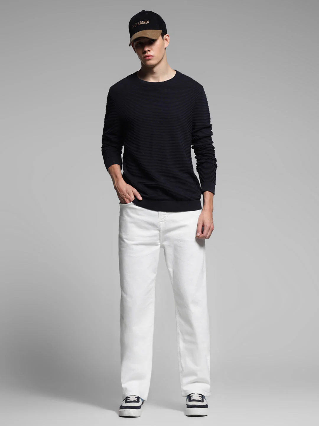 High Rise Dario Loose Fit Jeans - White - Image 6