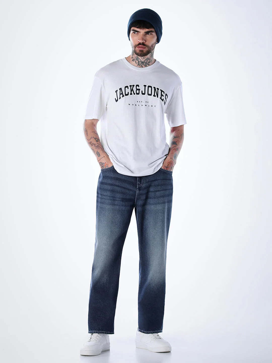 Varsity O-Neck T-shirt - White - Image 6