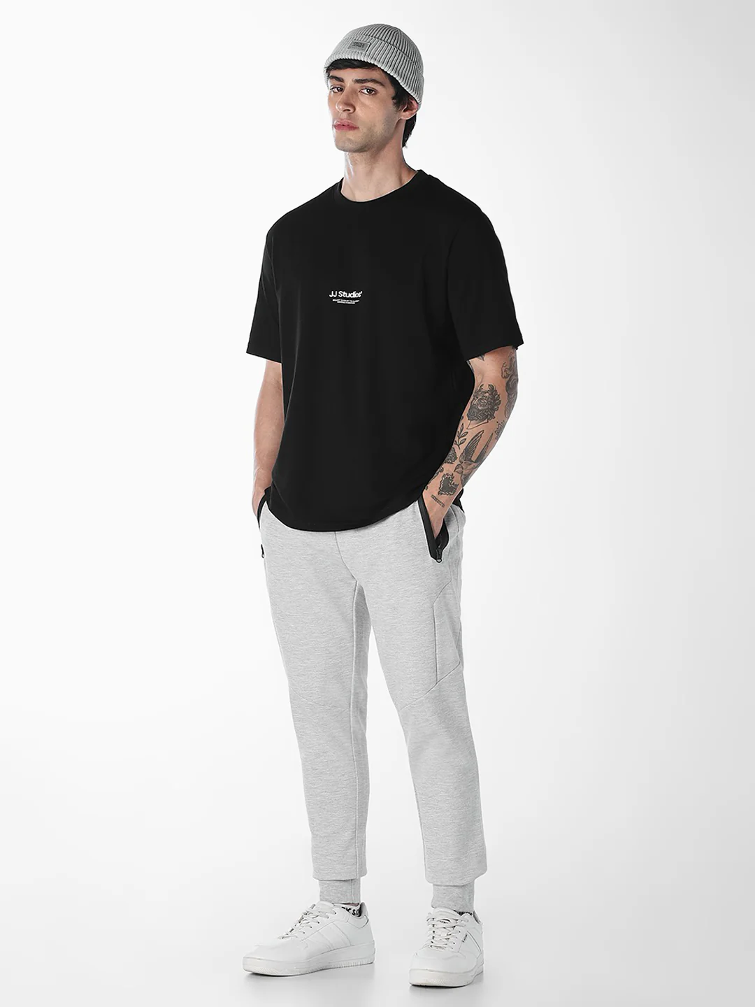 Men's Organic Cotton Relaxed Fit Black Crew Neck Printed T-Shirt - Image 6