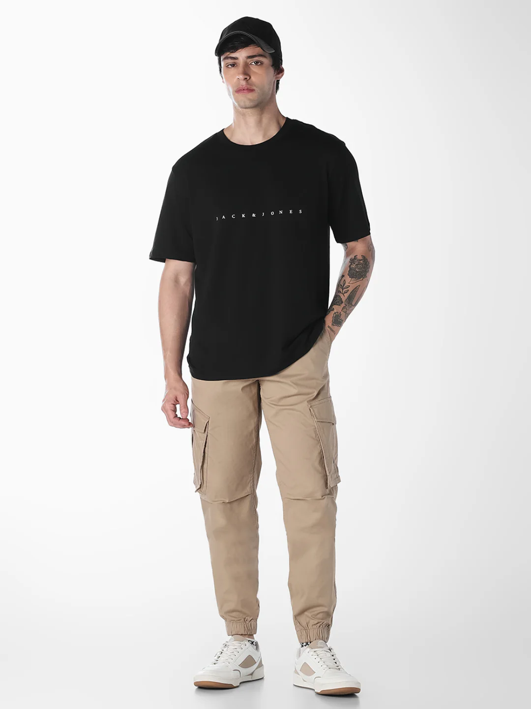 Men's Black Boxy Fit Crew Neck Logo Print T-Shirt - Image 6