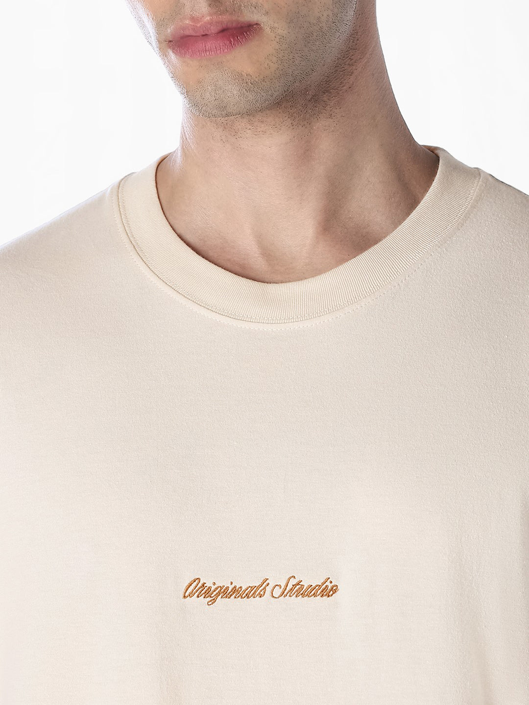 Men's Off White Relaxed Fit Crew Neck Embroidered T-Shirt - Image 5