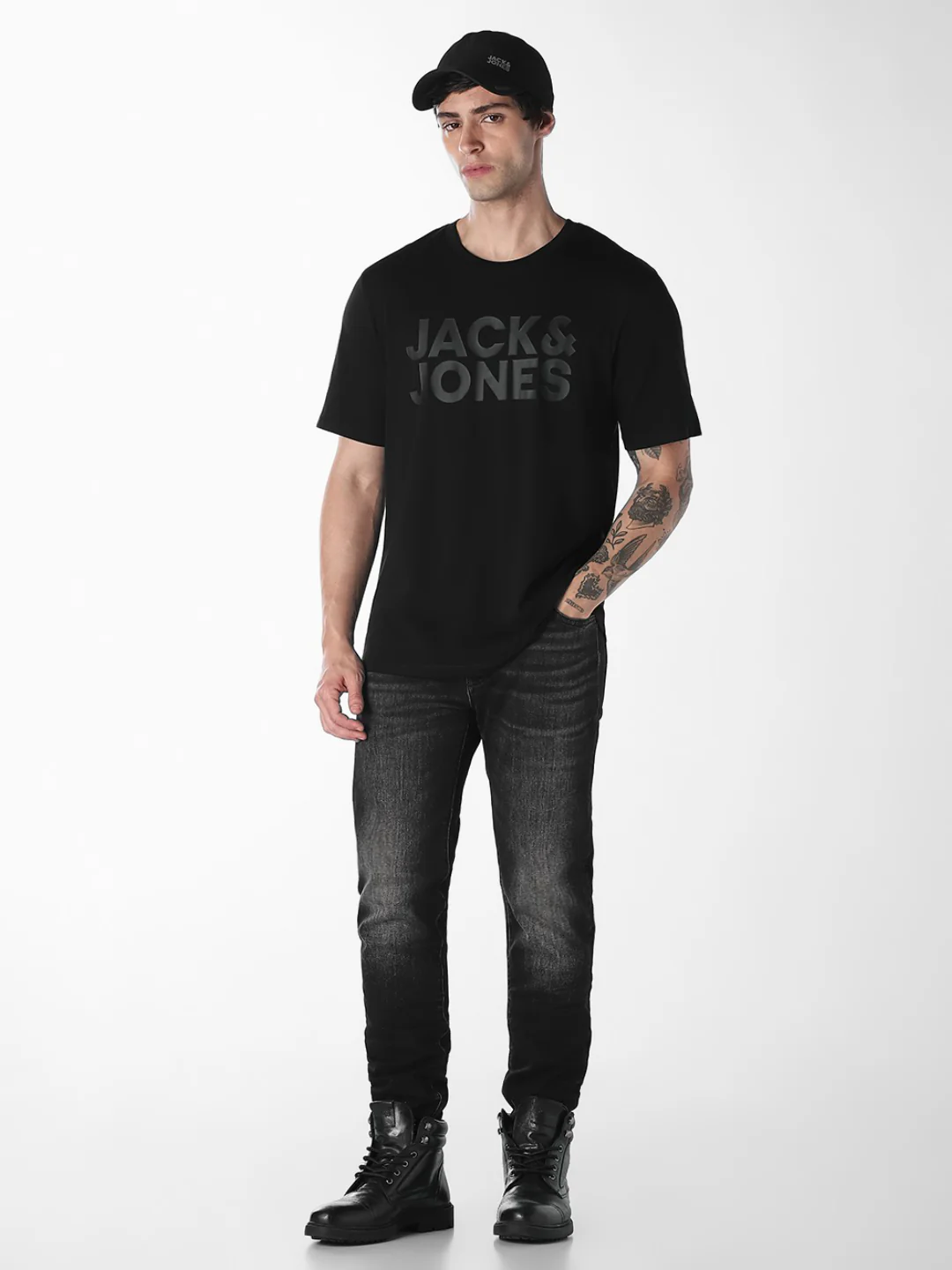 Men's Black Organic Cotton Slim Fit Crew Neck Logo Print T-Shirt - Image 6
