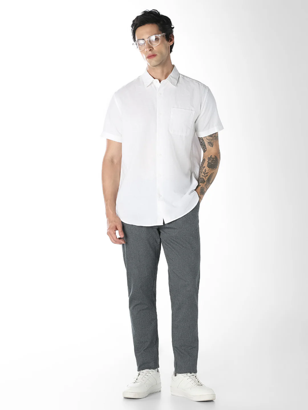 Men's Slim Fit Low Rise Grey Chinos - Image 6