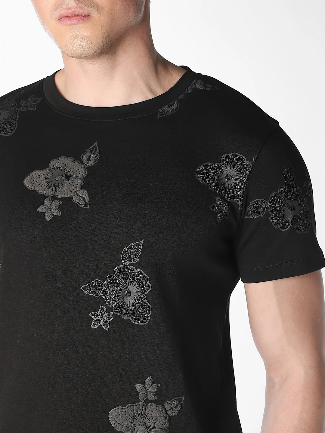 Black Floral Embroidered T-Shirt - Image 5