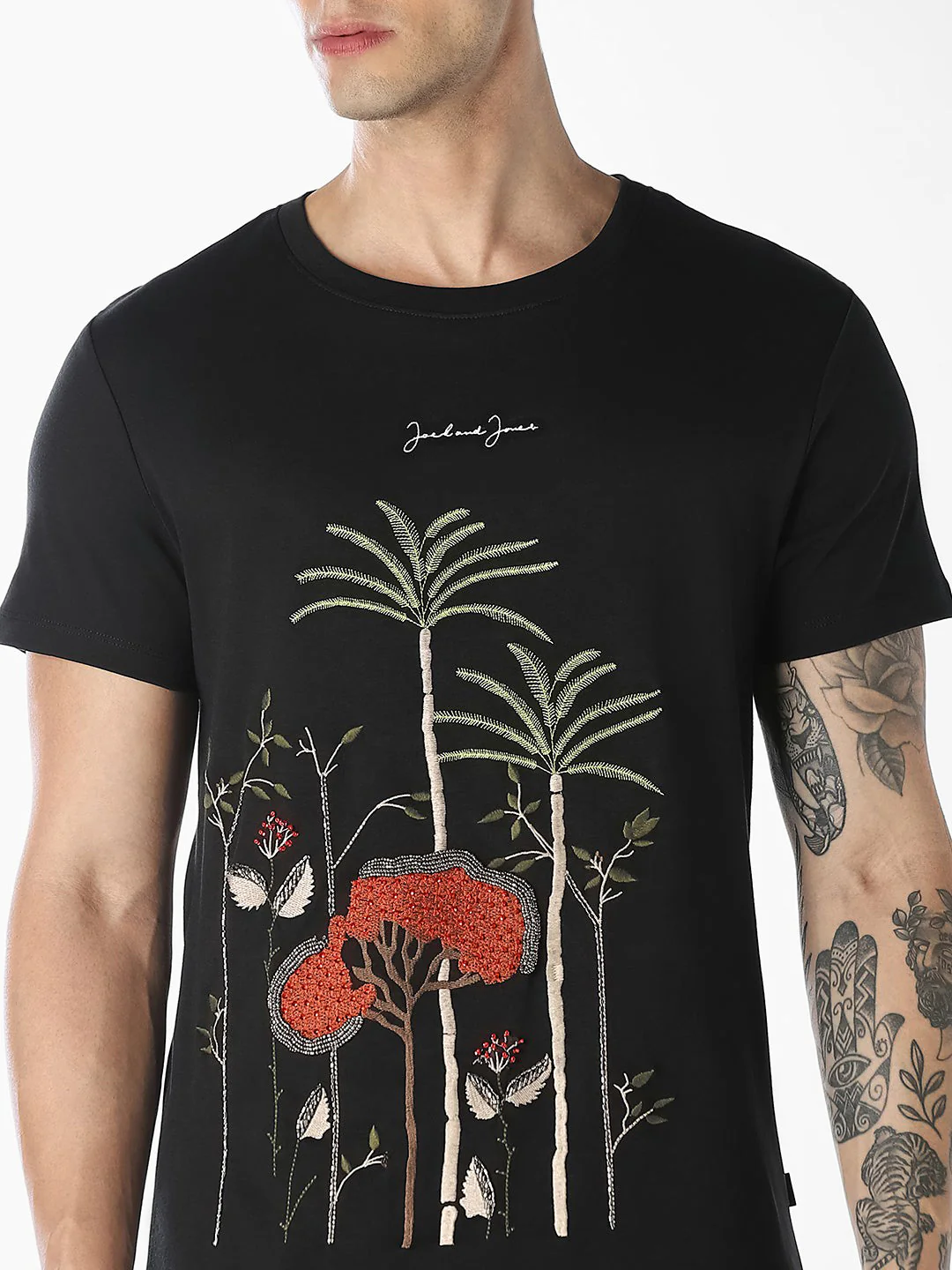 Black Embellished Print T-shirt - Image 5