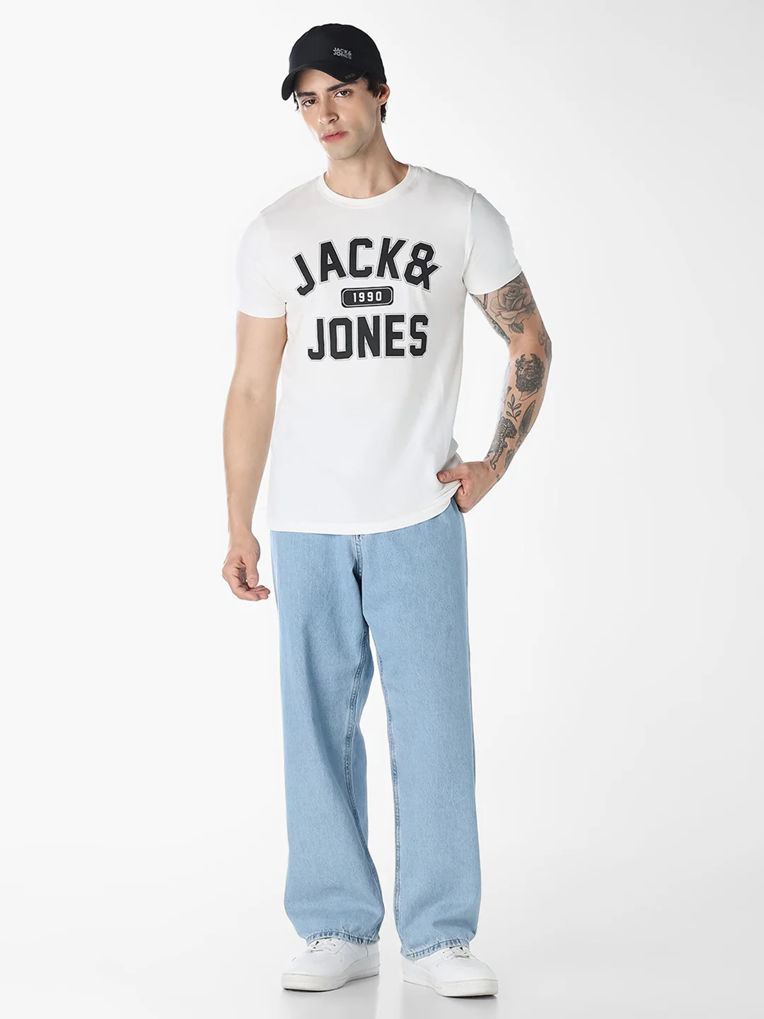 Men's Light Blue Loose Fit Low Rise Jeans With Button Fly - Image 6