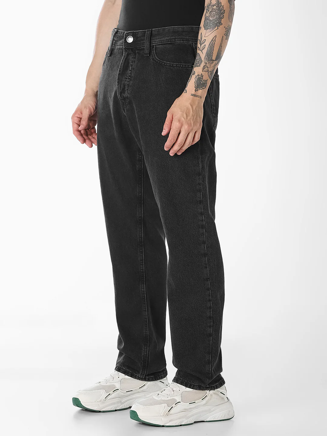 Men's Black Solid Straight Fit Low Rise Jeans - Image 2
