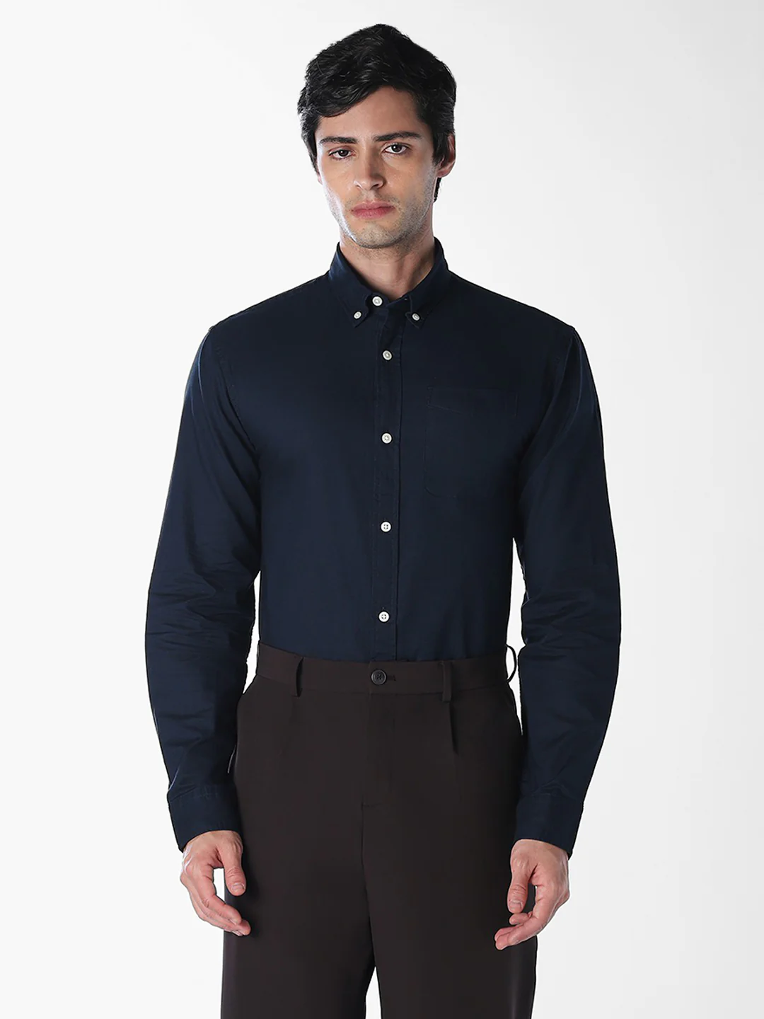 Men's Slim Fit Cotton Oxford Shirt With Button-Down Collar - Image 2