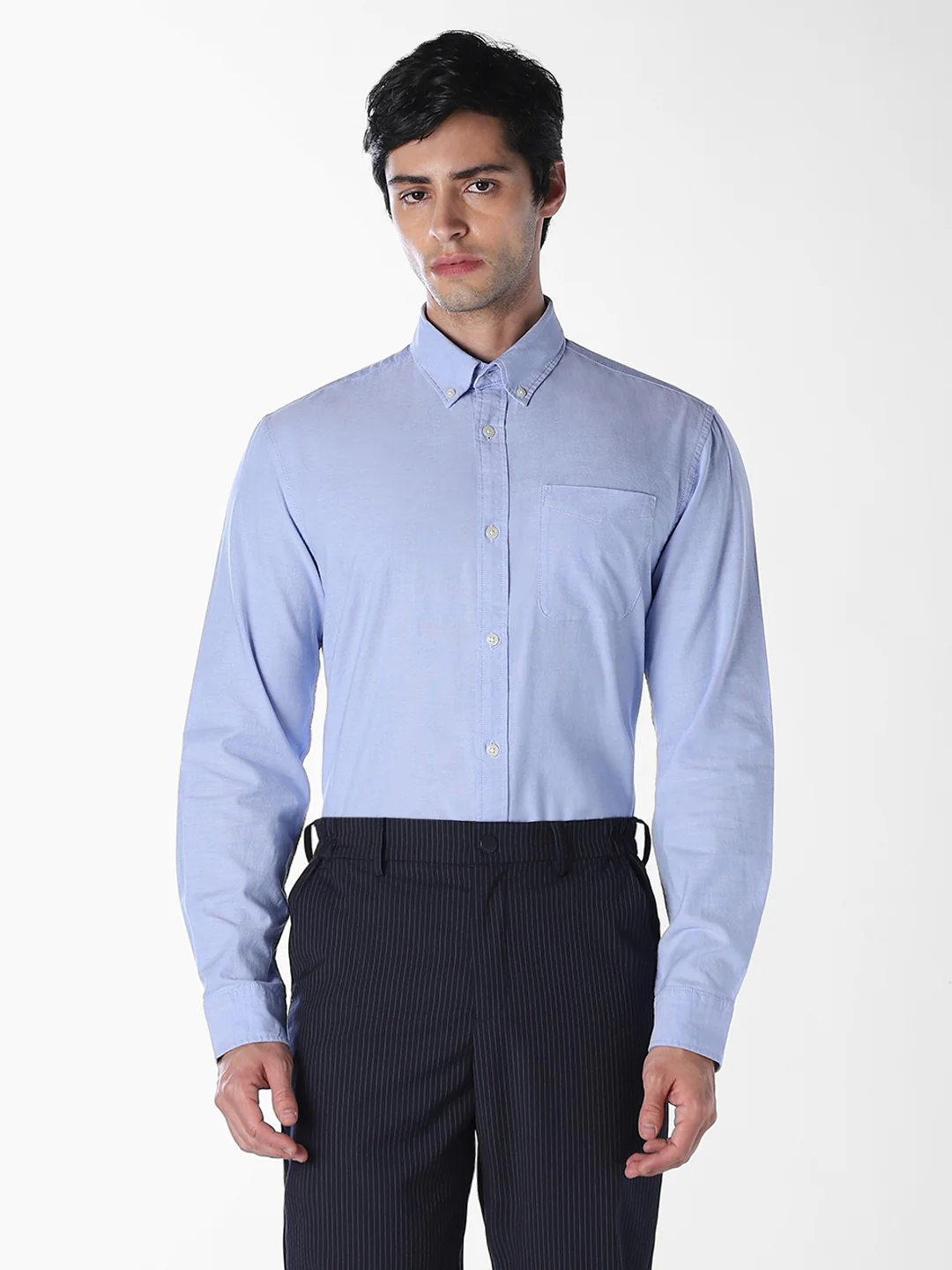 Men's Slim Fit Cotton Oxford Shirt In Cashmere Blue - Image 2