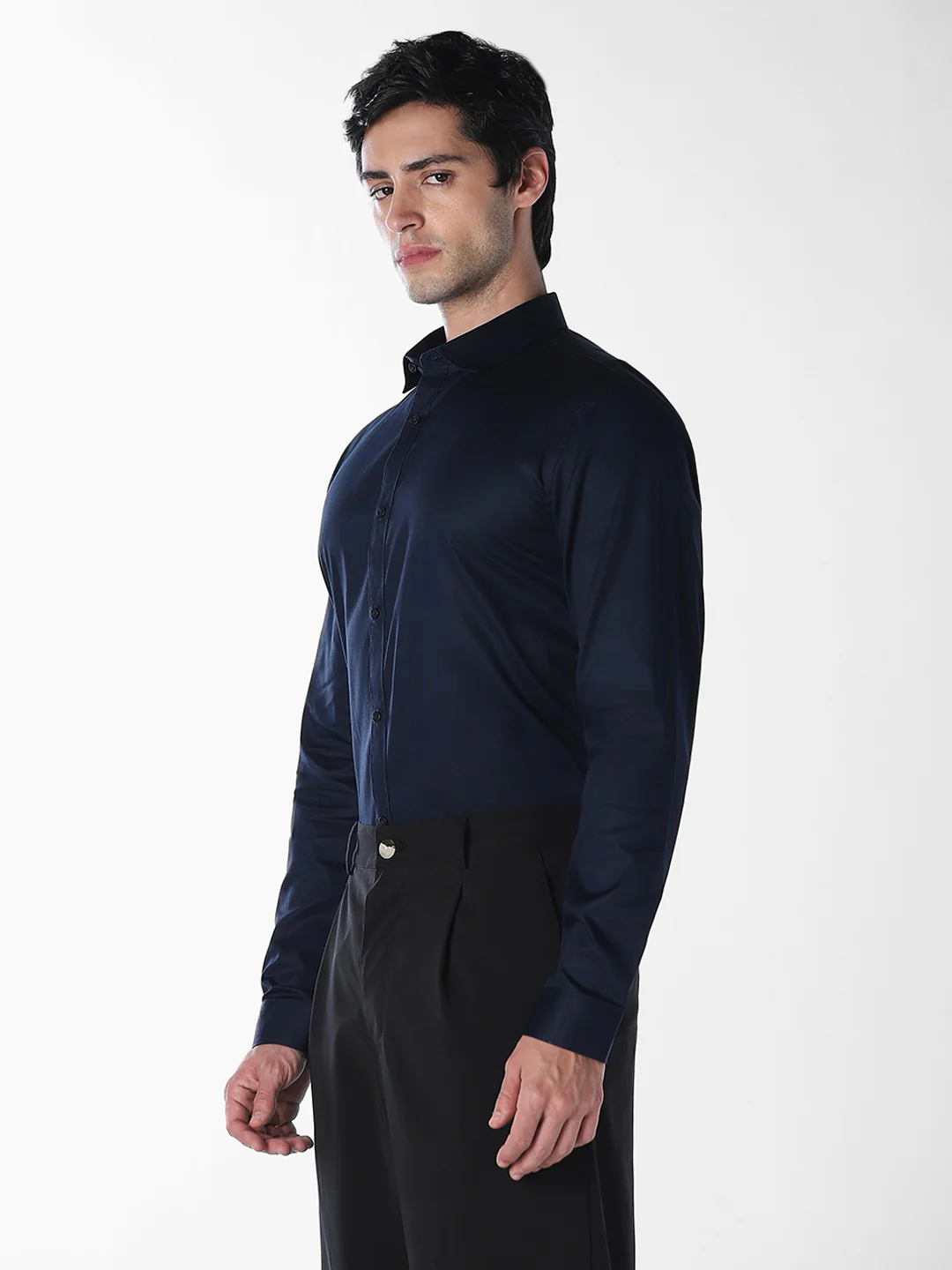 Men's Navy Blue Cotton Slim Fit Solid Formal Shirt - Image 3