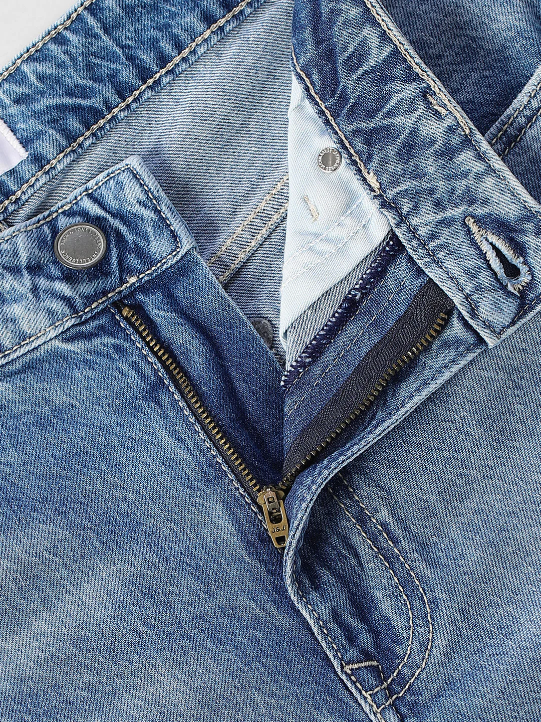Light Blue Eddie Loose Fit Jeans - Image 5